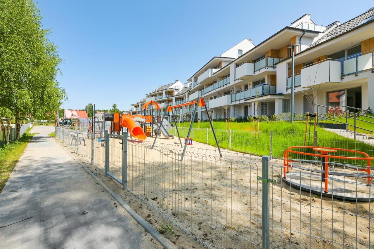 Flatbook - Baltic Garden Z Basenem I Parkingiem Apartmán